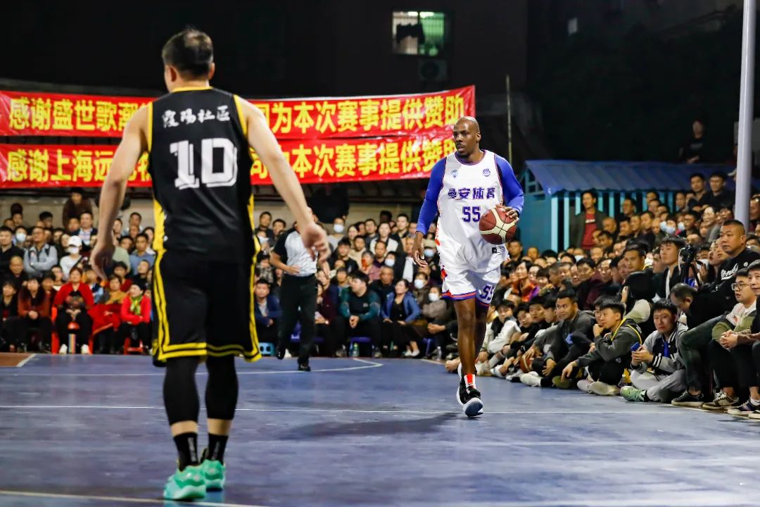 掘金保持超级球队气质（掘金依旧展现超级强队风范）