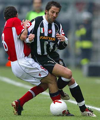 周日西甲裁判：弗朗西斯科-埃尔南德斯执法皇马客战埃尔切（周日皇马客战埃尔切，主裁判为弗朗西斯科-埃尔南德斯）