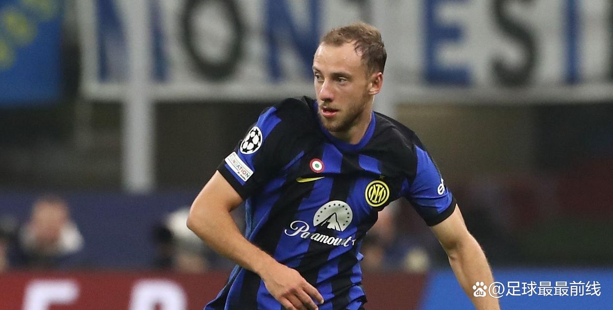 塔拉韦拉后卫：抽到皇马无比激动，最期待与姆巴佩同场竞技（塔拉韦拉后卫：抽中皇马兴奋至极，最盼与姆巴佩同场较量）