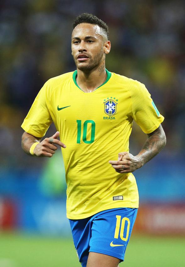 海港发文祝福奥斯卡：艰难时刻会过去，我们与功勋队长同在（海港声援奥斯卡：困境终将过去，功勋队长我们与你同在）