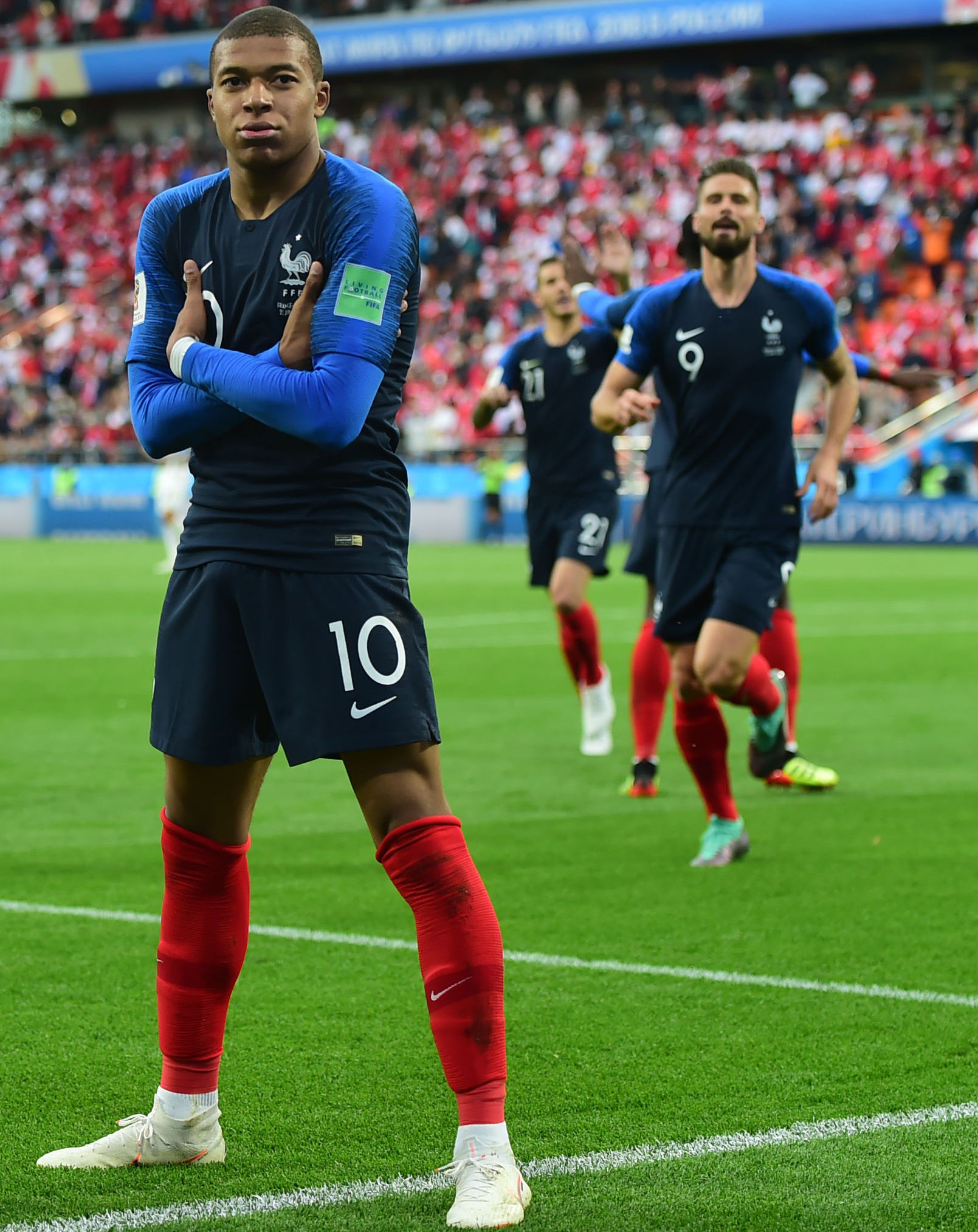 都体：AC米兰多次现场考察昂热18岁前锋谢里夫（都灵体育报：AC米兰多次到场考察昂热18岁锋线新星谢里夫）