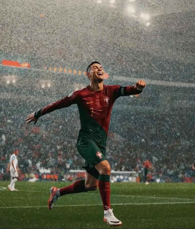 英超战报：曼城2-1战胜切尔西,（英超焦点战：曼城2比1力克切尔西）