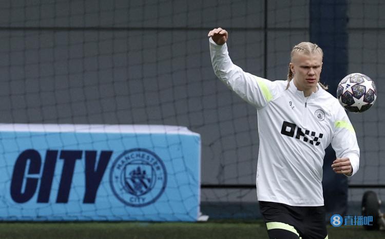 基米希打入生涯首粒欧冠乌龙，拜仁上次欧冠乌龙由阿拉巴打入（基米希职业生涯欧冠首乌龙，拜仁上次欧冠乌龙由阿拉巴打进）