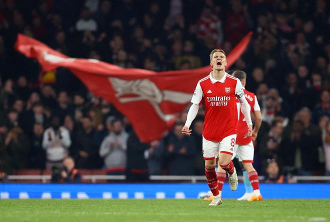 非洲杯对抗激烈精彩不断（非洲杯鏖战正酣，精彩连连）