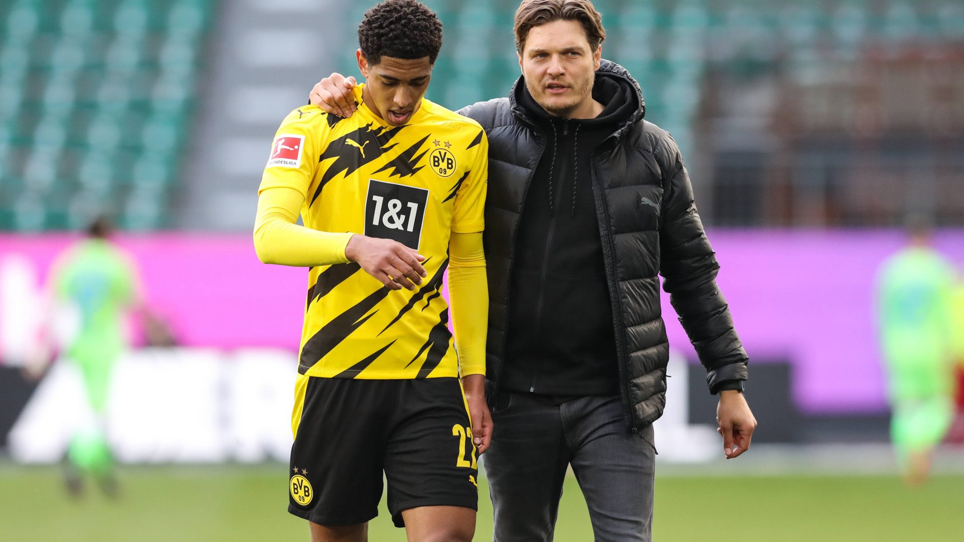 球队中场拦截成功率联盟领先（球队中场拦截成功率高居联盟第一）